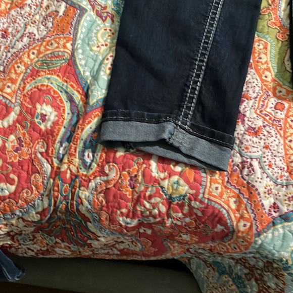 Silver - Picture 3 of 5